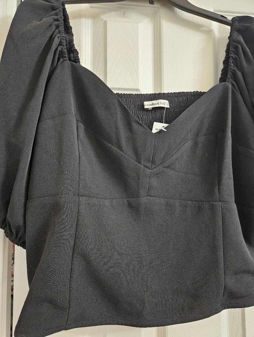 Abercrombie Puff Sleeve Sweetheart Neckline Top